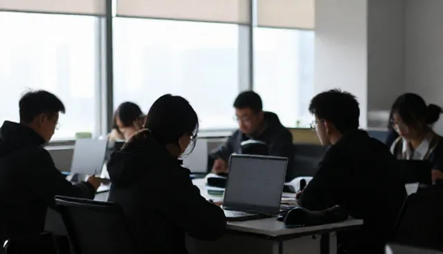 团建方案提示词设计实践对比与选择依据